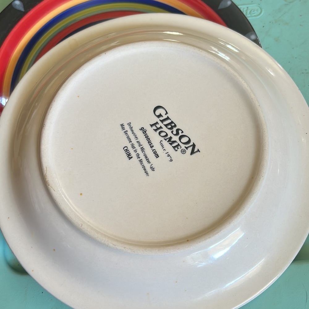 Saucers - Picture 2 of 2